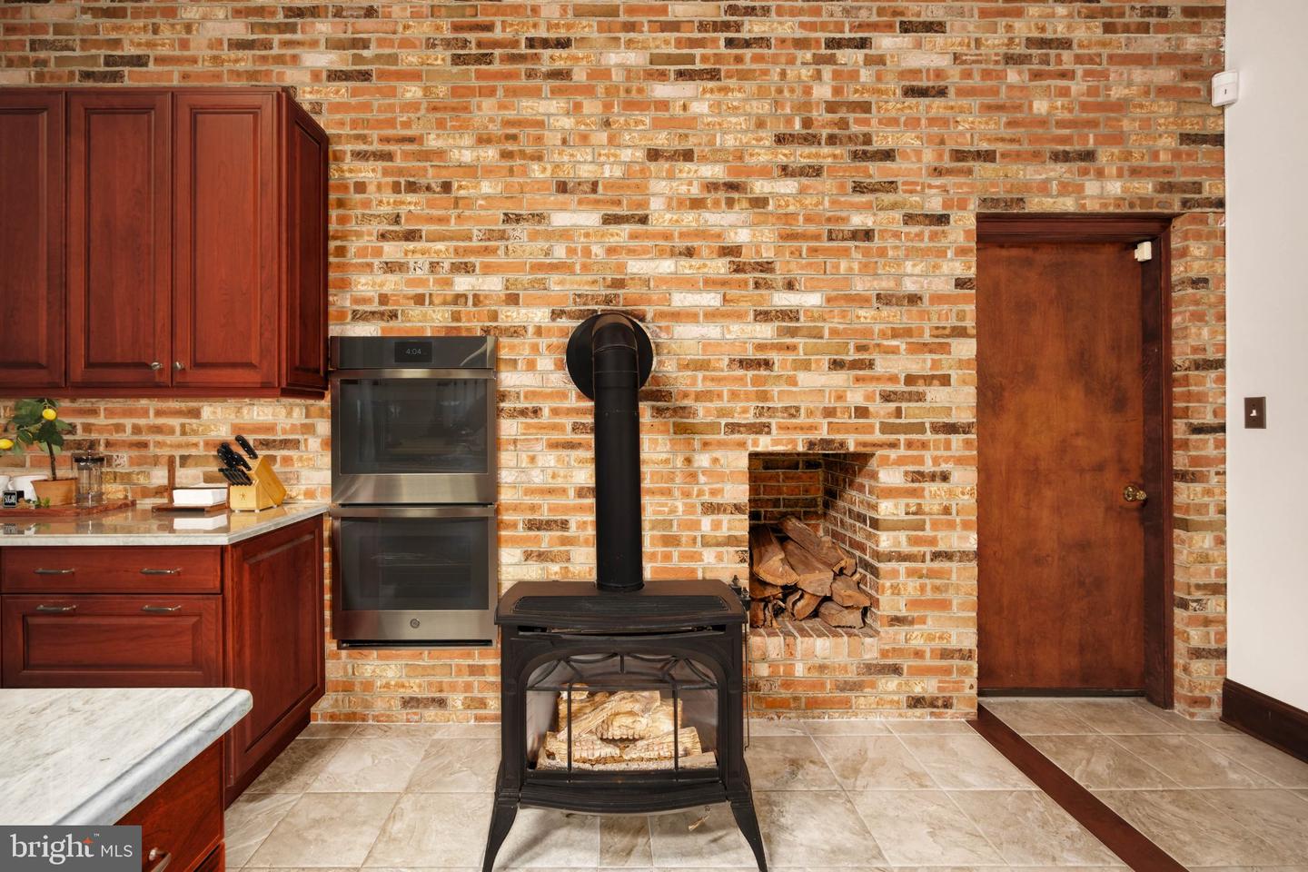 8107 Vista Point Ln Property Photo 57