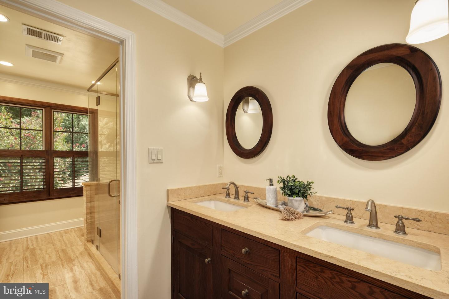 8107 Vista Point Ln Property Photo 64