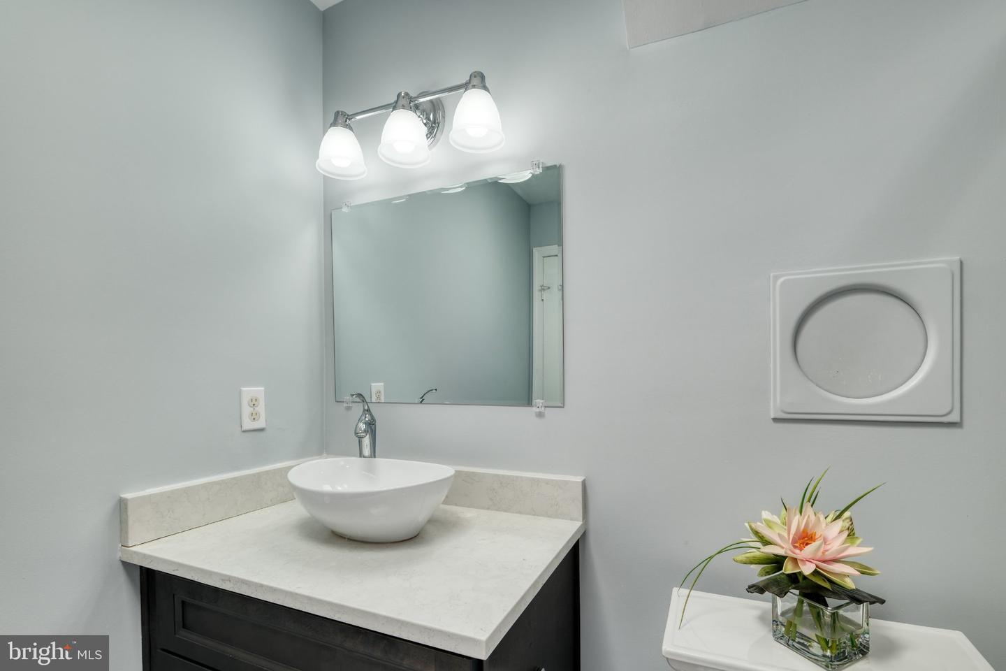 8107 Vista Point Ln Property Photo 73