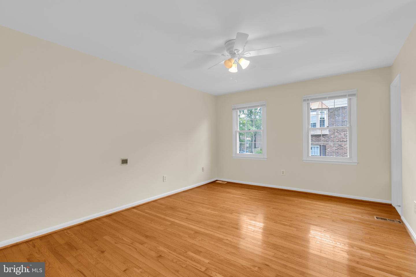 7428 Fountain Head Dr Property Photo 20