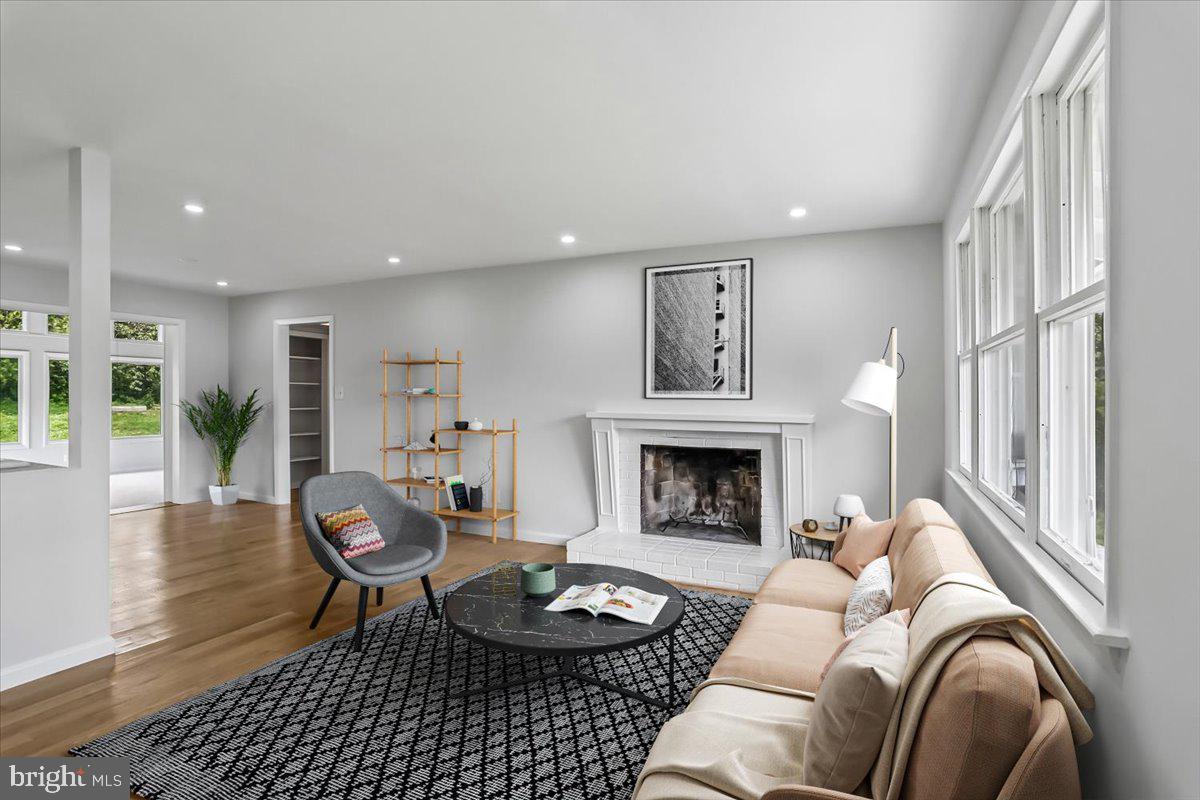 5002 EASTCHESTER CIR Property Photo 1