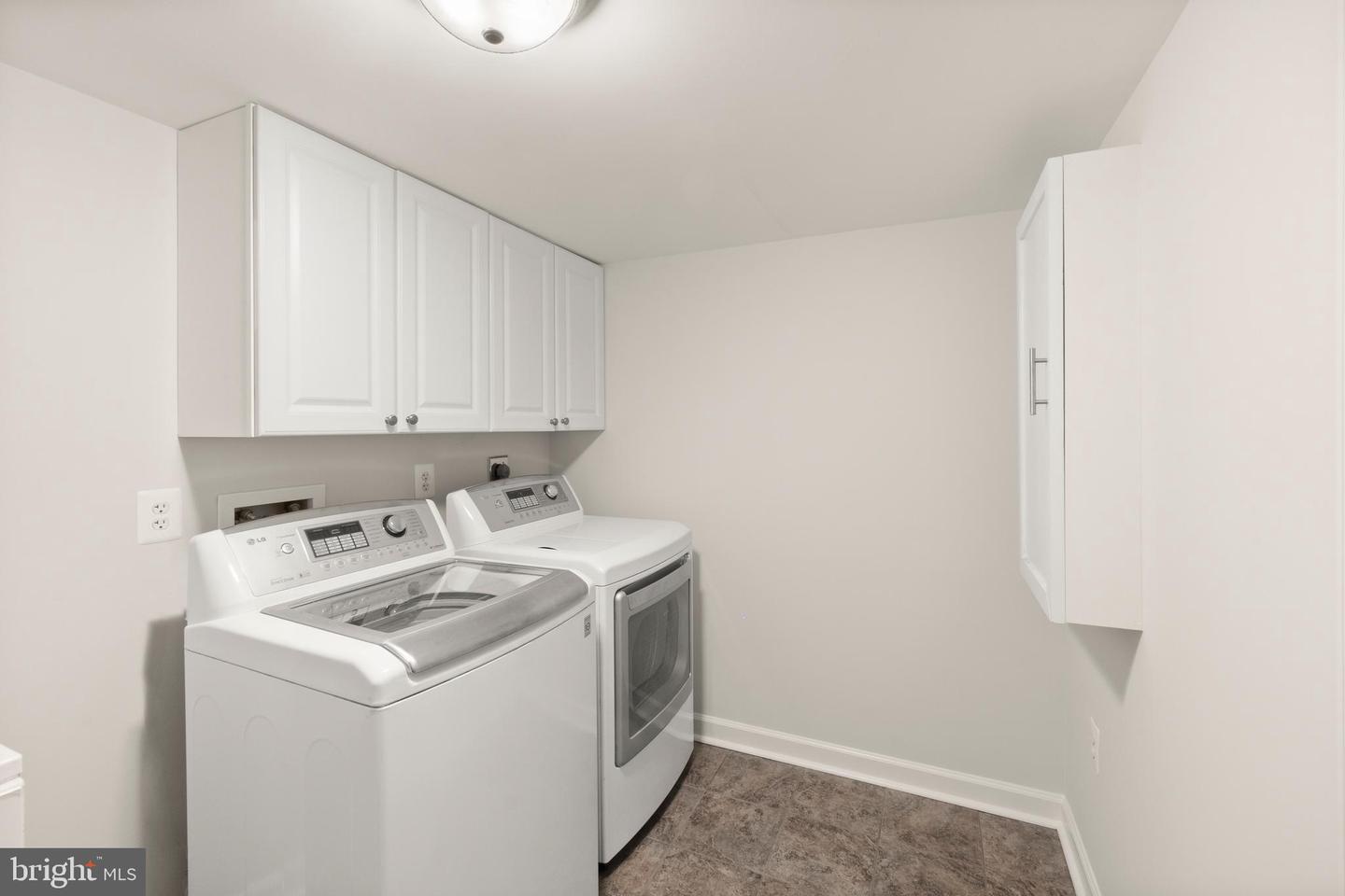 6312 Chaucer View Cir Property Photo 41