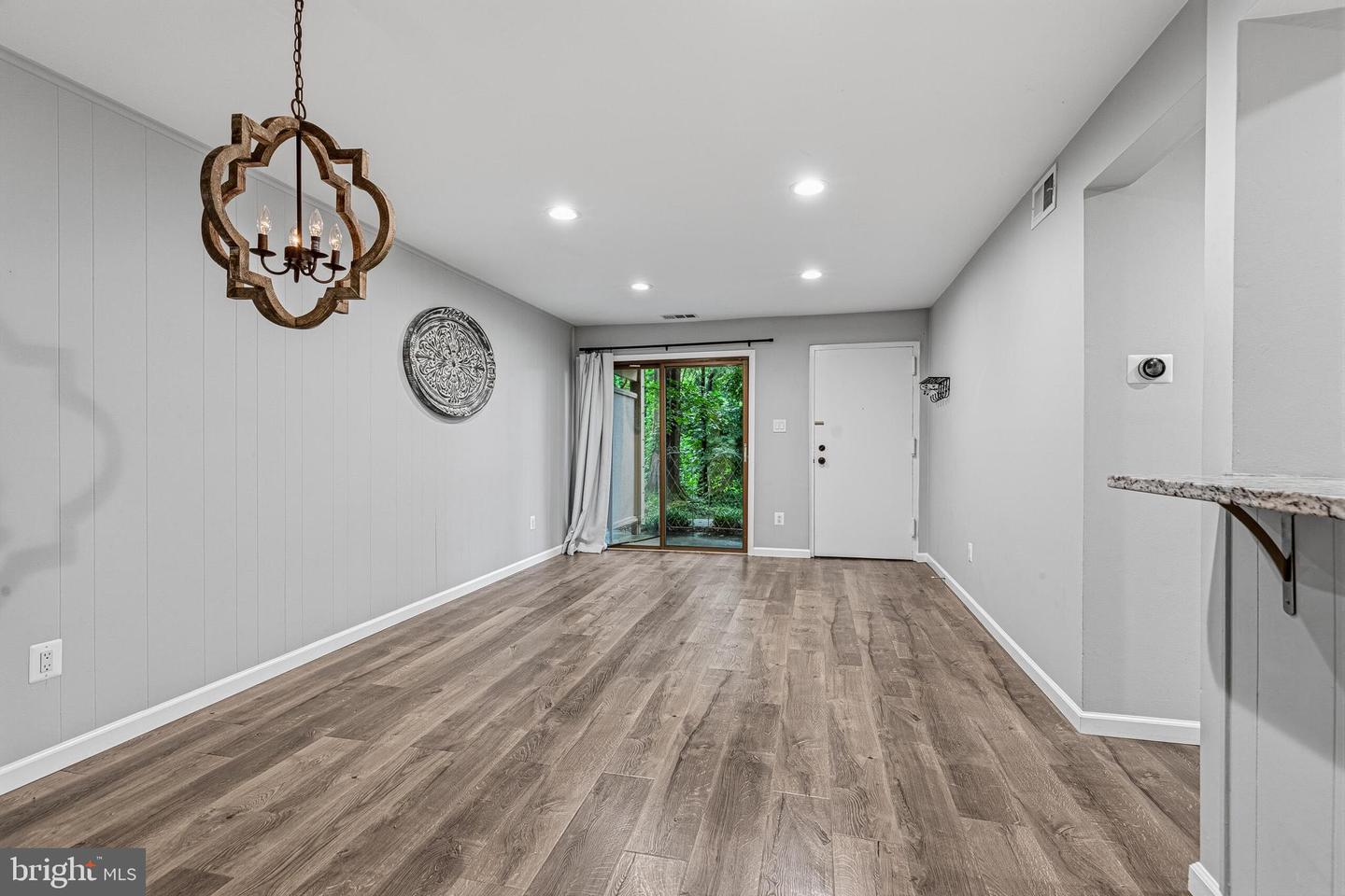 5816 Royal Ridge #l Property Photo 20