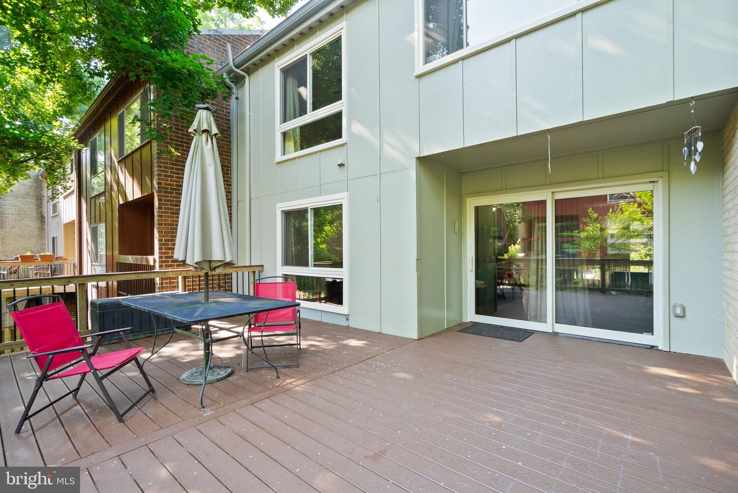 11041 Saffold Way Property Photo 20