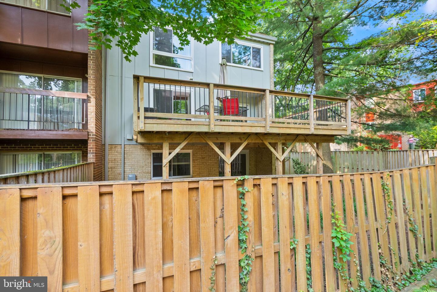 11041 Saffold Way Property Photo 43