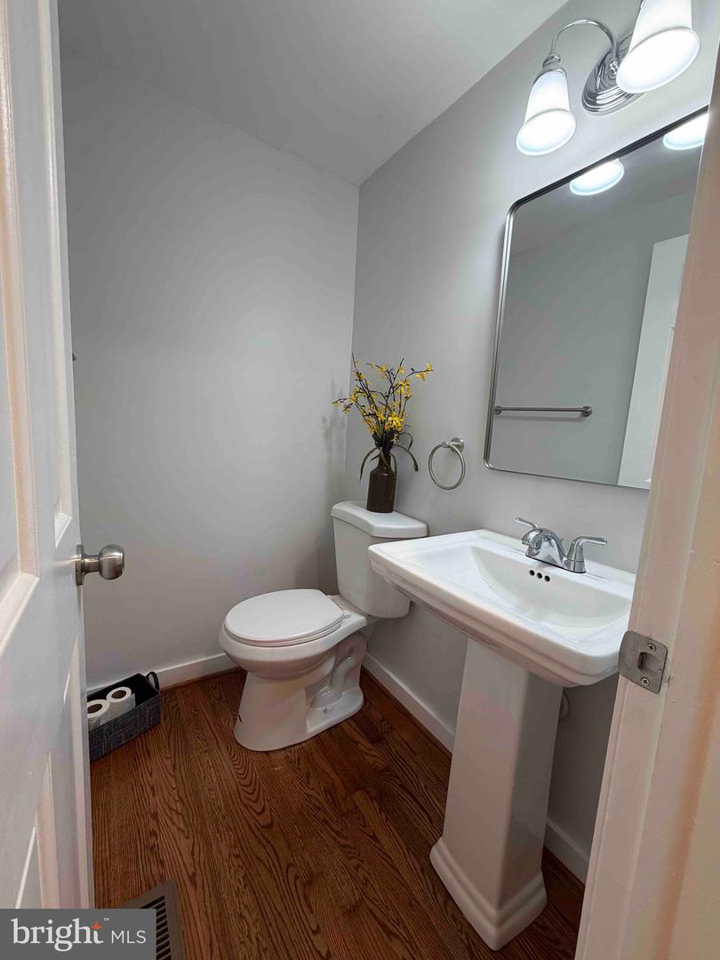 2283 Dosinia Ct Property Photo 19