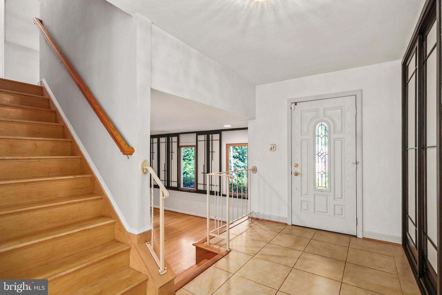 6336 Torrence St Property Photo 5