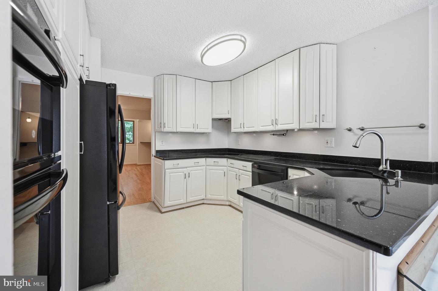 2242 Cartwright Pl Property Photo 5