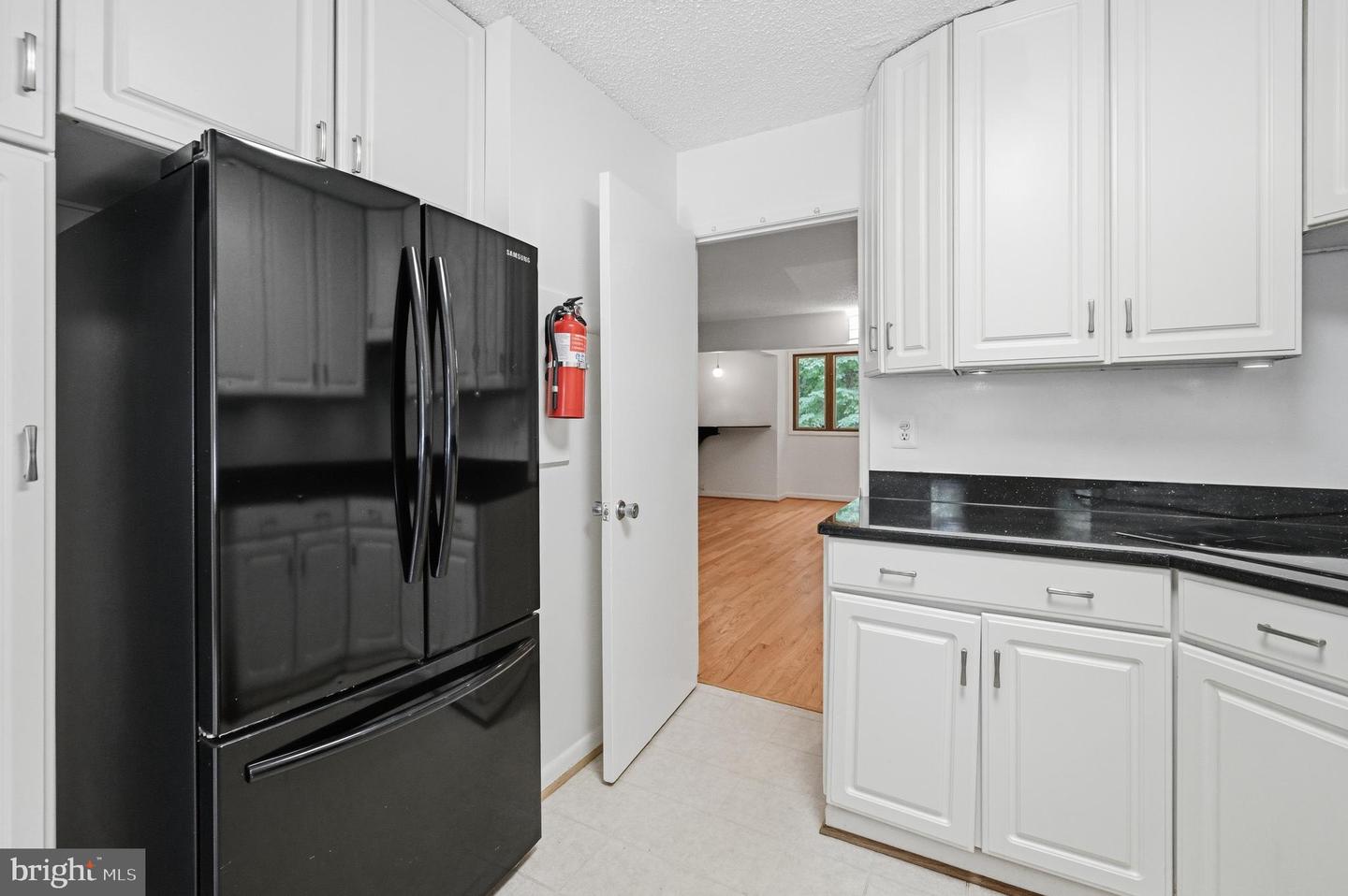 2242 Cartwright Pl Property Photo 6