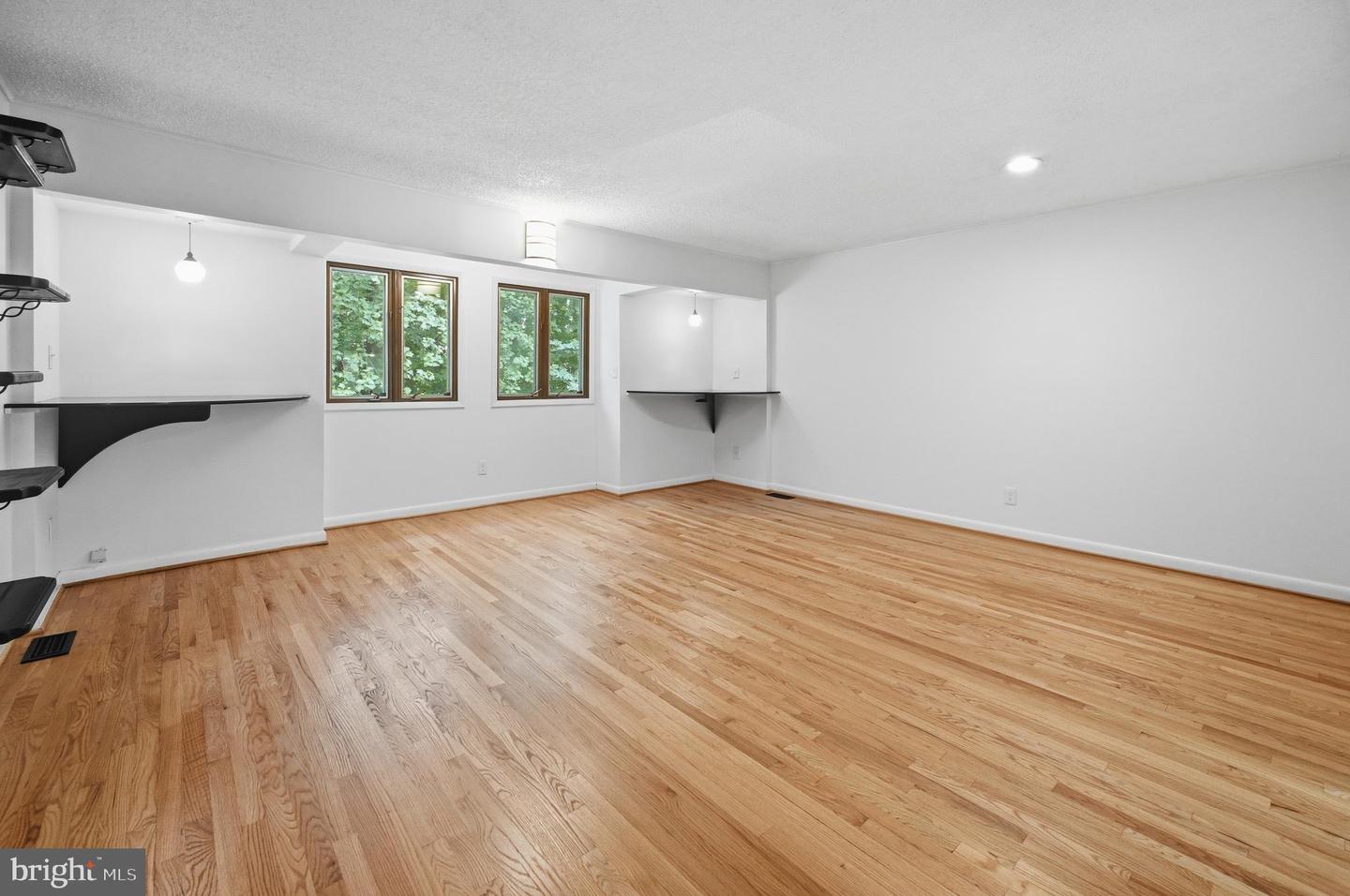 2242 Cartwright Pl Property Photo 22