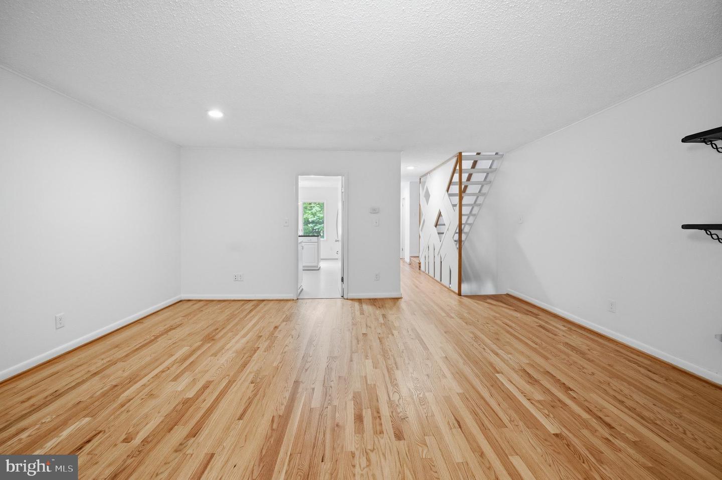 2242 Cartwright Pl Property Photo 24