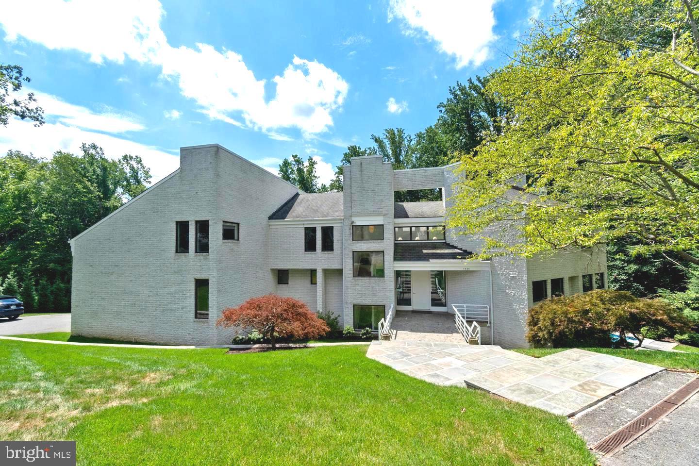 7545 Potomac Fall Rd Property Photo 1