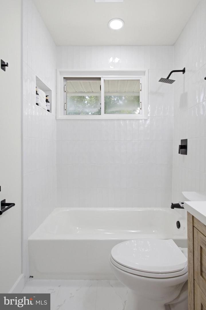 7501 Nancemond St Property Photo 22