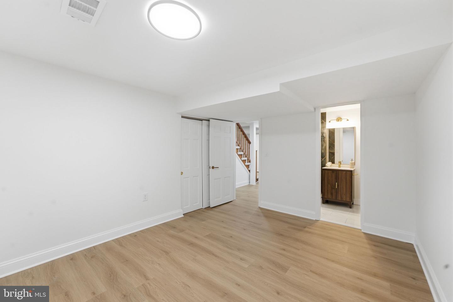 1716 Macon St Property Photo 32