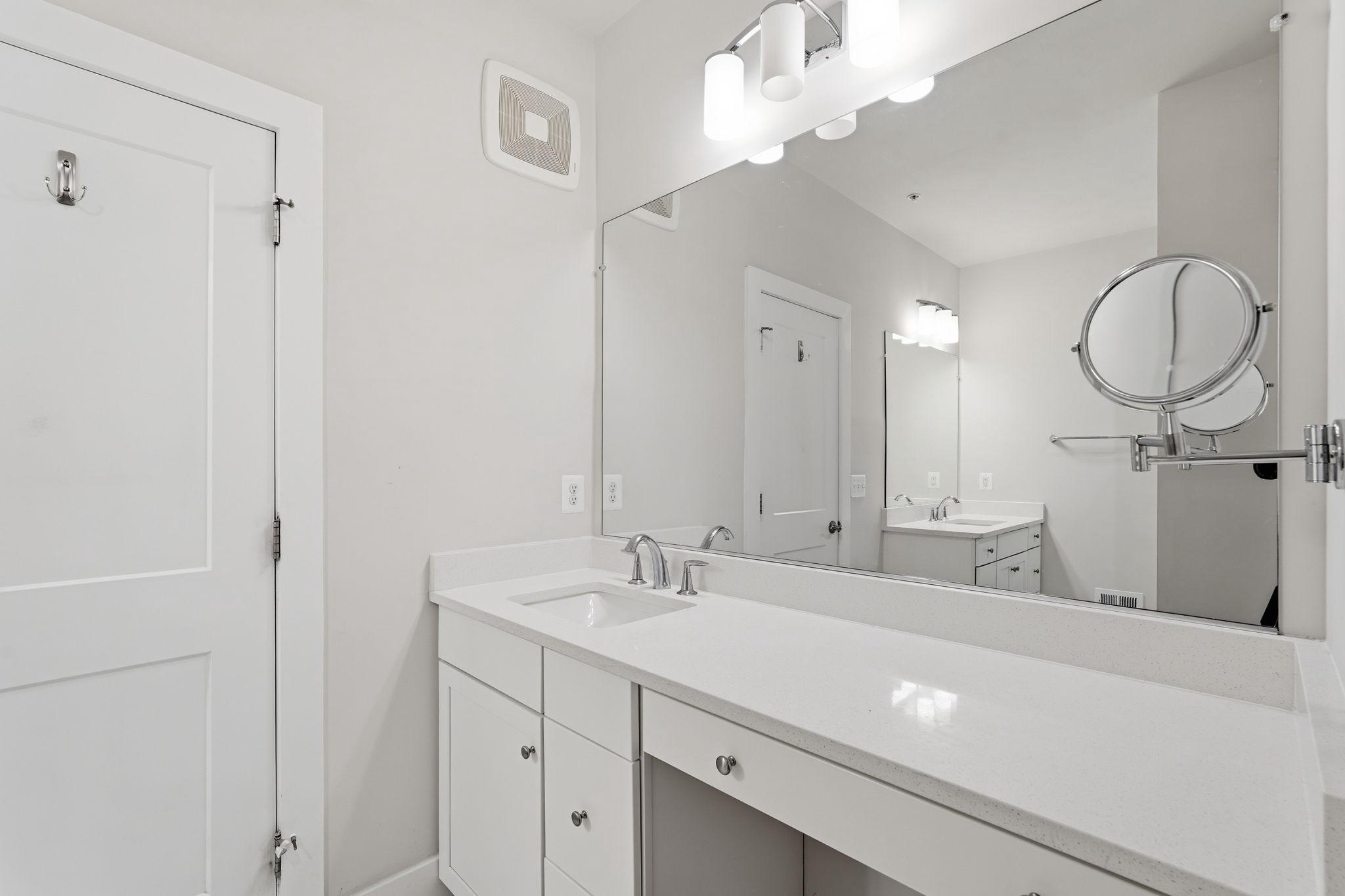 1702 Bandit Loop Property Photo 15