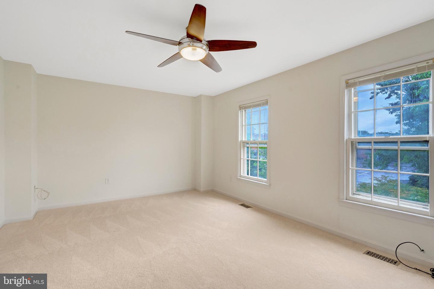 8051 Felecity Ct Property Photo 6