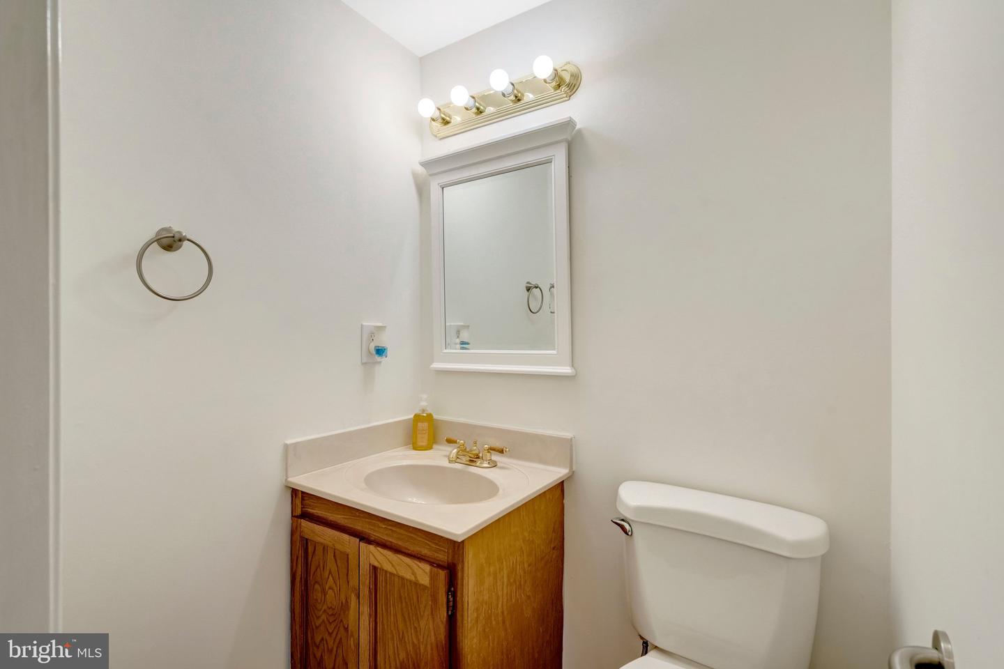 8051 Felecity Ct Property Photo 20