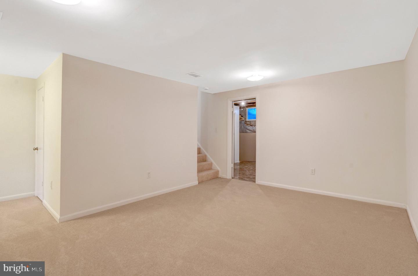 8051 Felecity Ct Property Photo 35