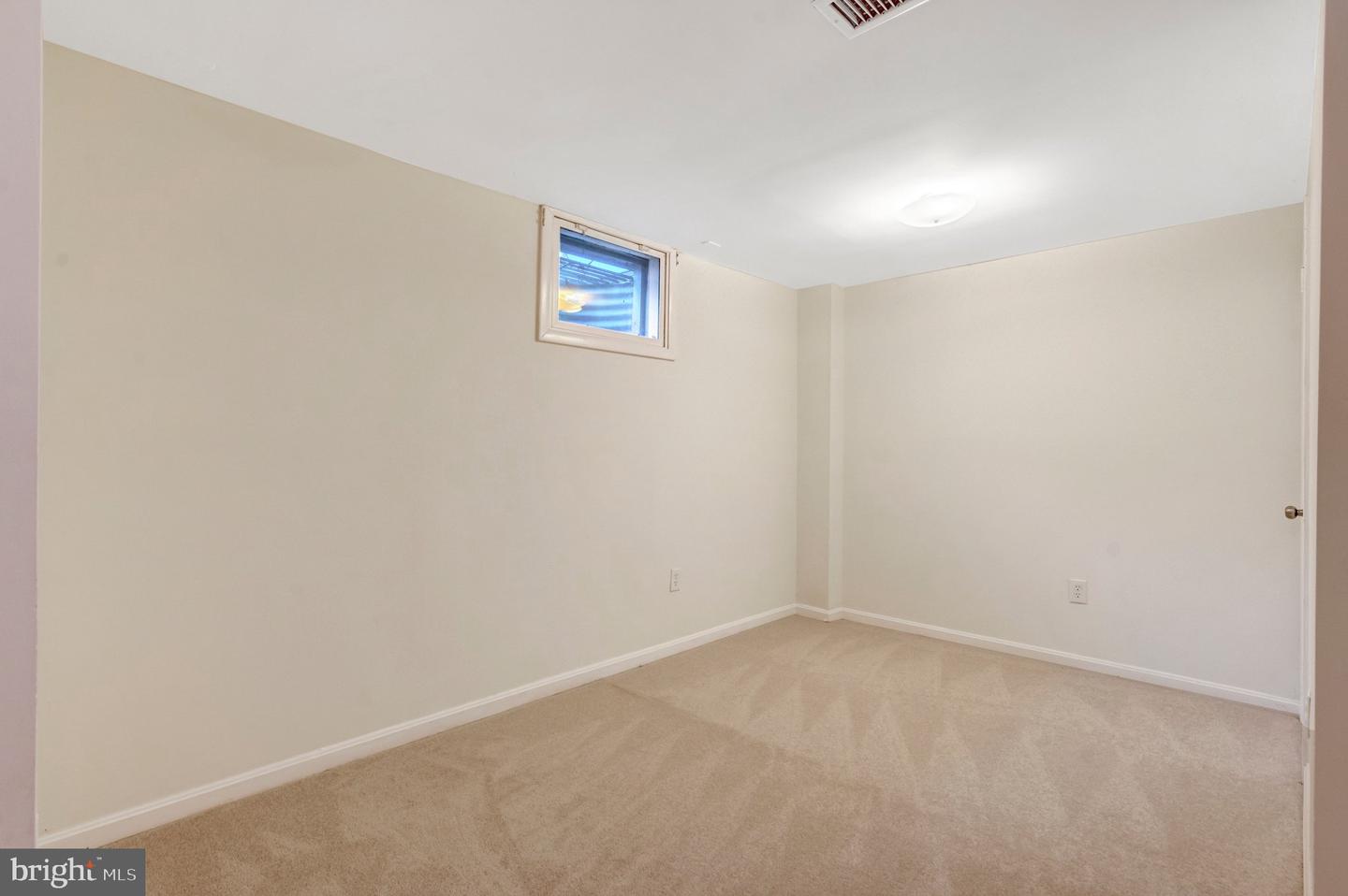 8051 Felecity Ct Property Photo 38