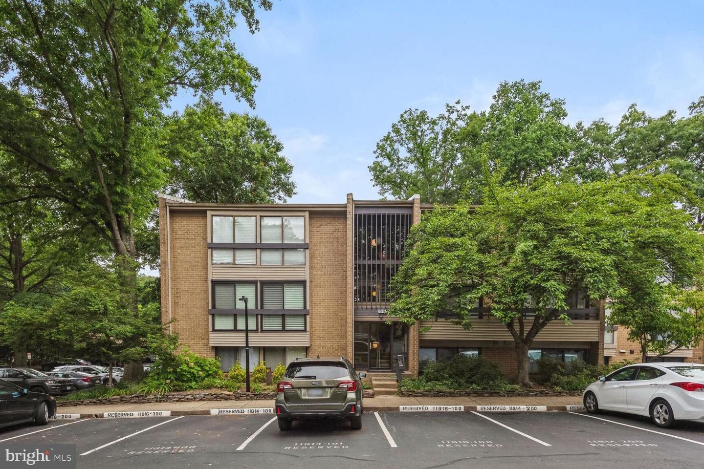 11616 Ivystone Ct #05/301a Property Photo 1