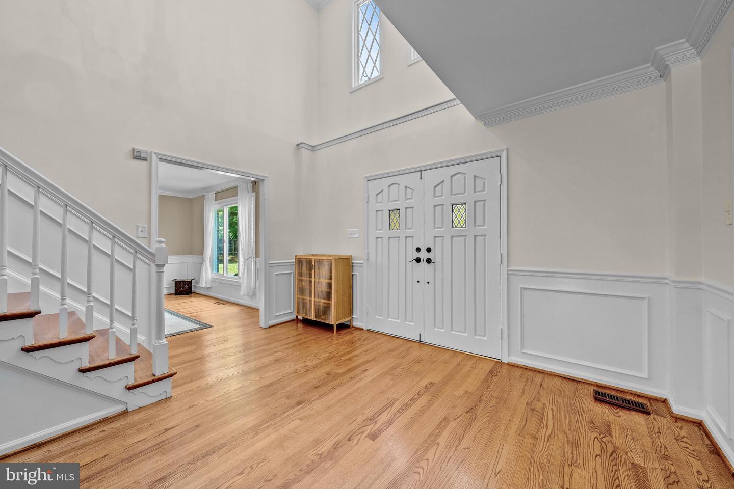 1077 Spring Hill Rd Property Photo 5