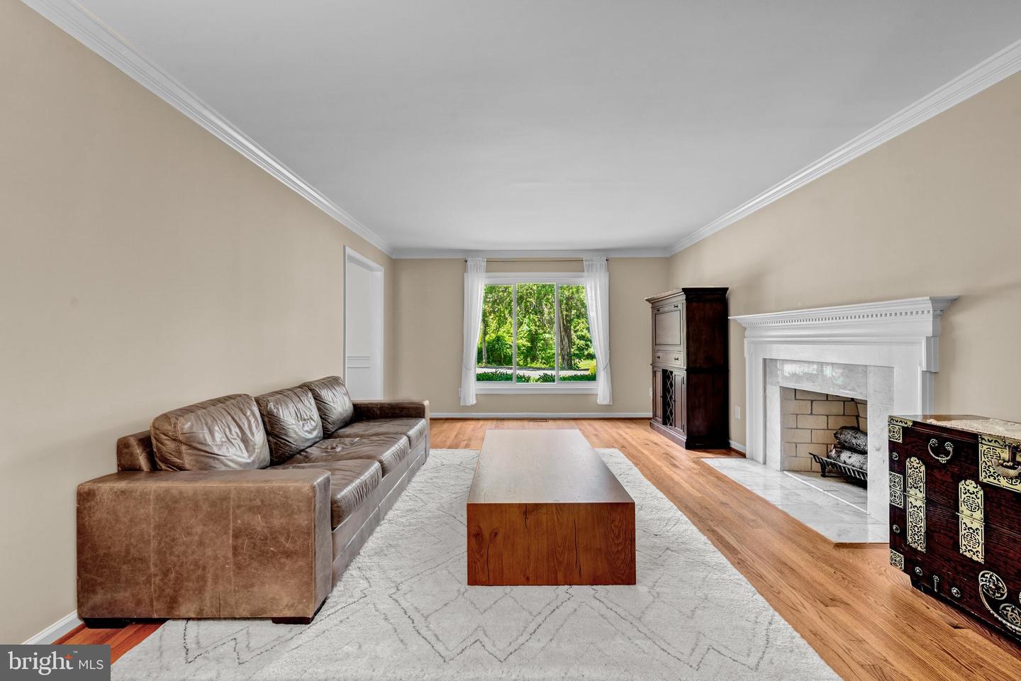 1077 Spring Hill Rd Property Photo 6