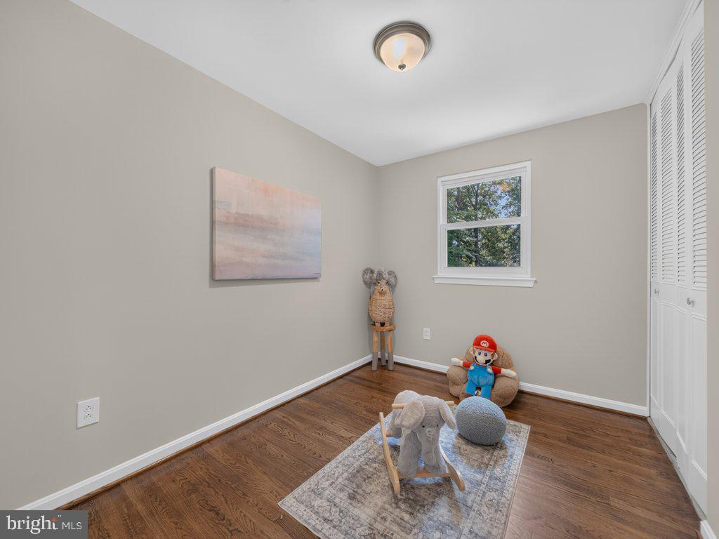 5502 Kings Park Dr Property Photo 22
