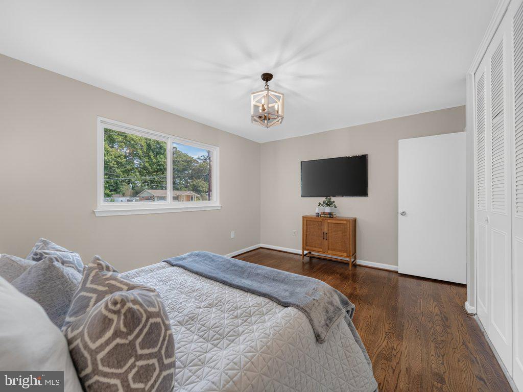 5502 Kings Park Dr Property Photo 33
