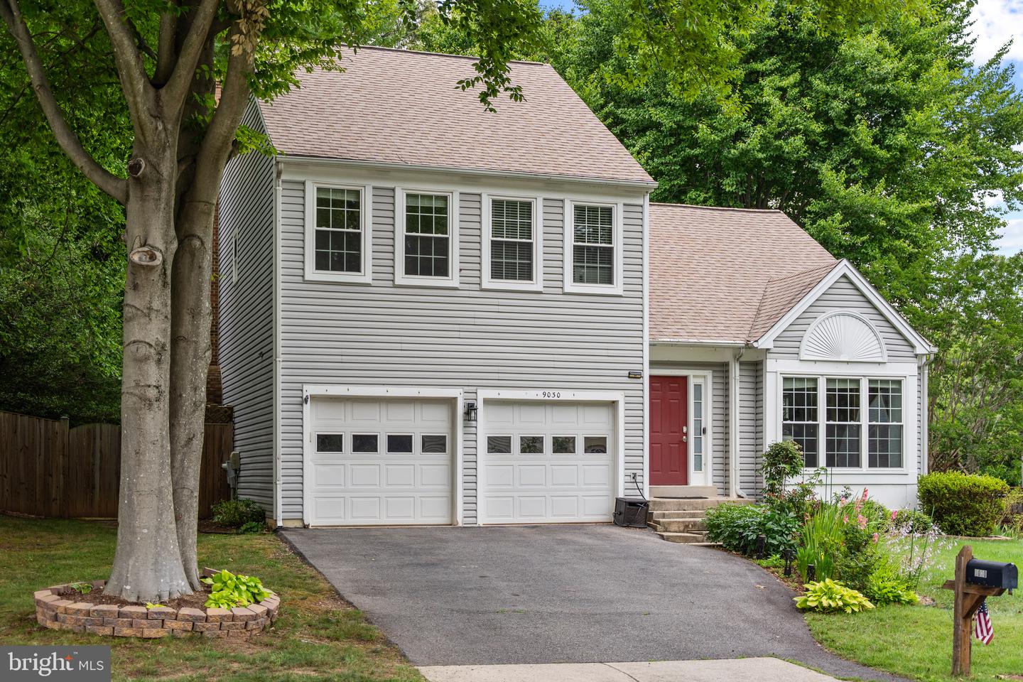9030 Chestnut Ridge Rd Property Photo 2