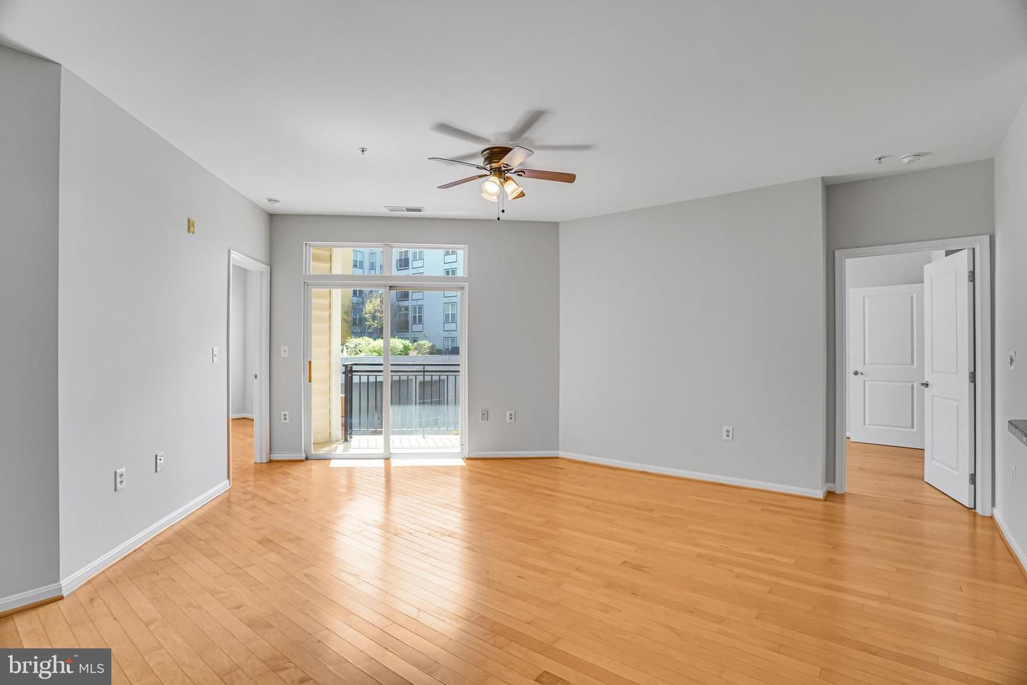 2655 Prosperity Ave #201 Property Photo 3