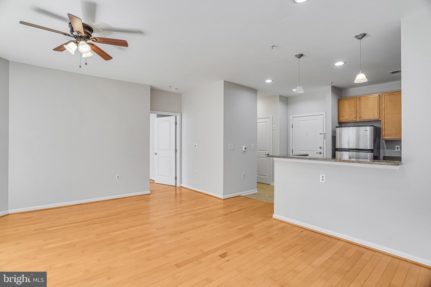 2655 Prosperity Ave #201 Property Photo 5