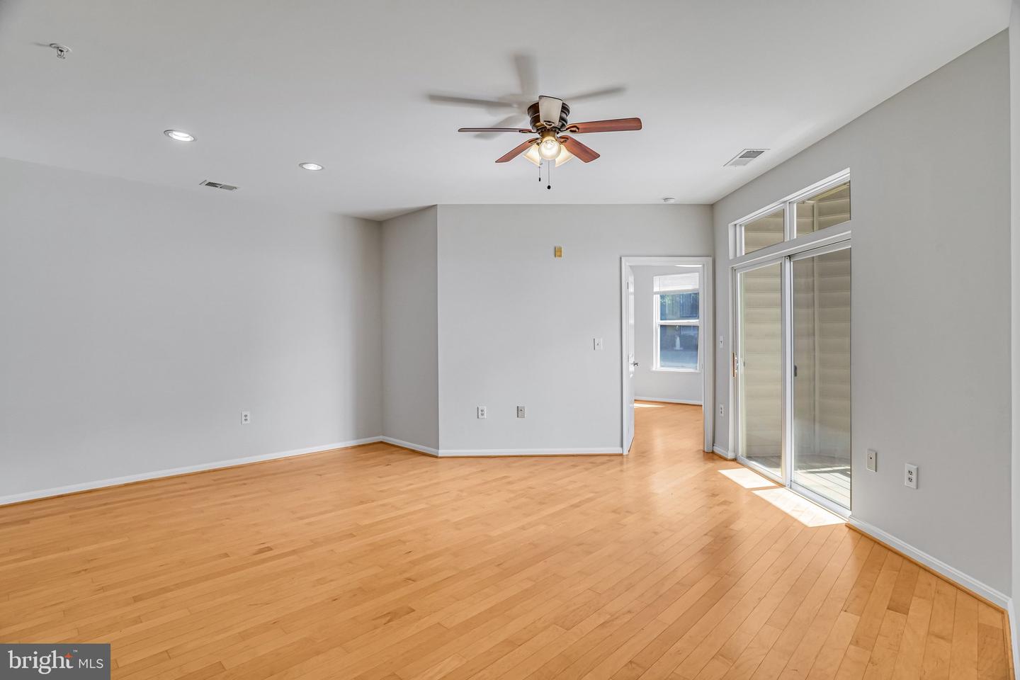 2655 Prosperity Ave #201 Property Photo 10