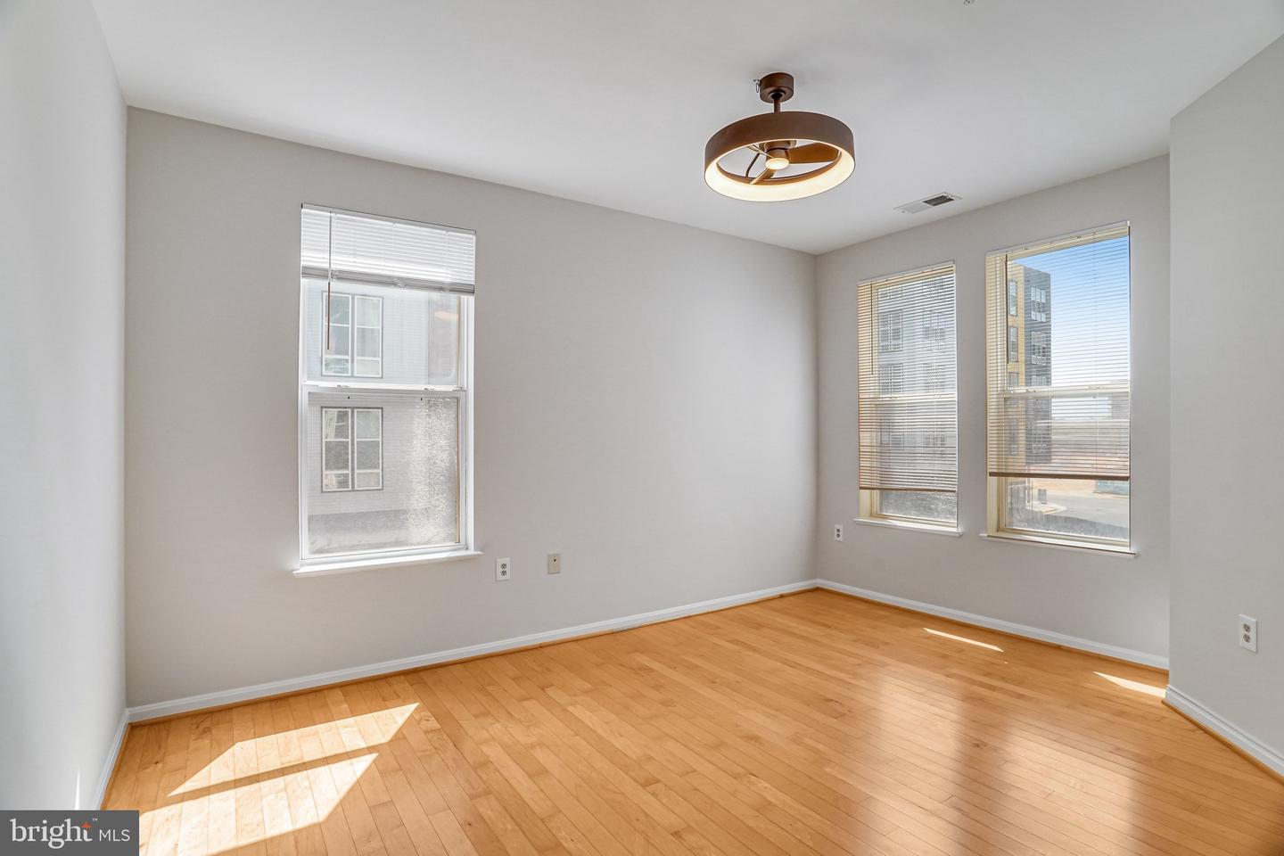 2655 Prosperity Ave #201 Property Photo 11