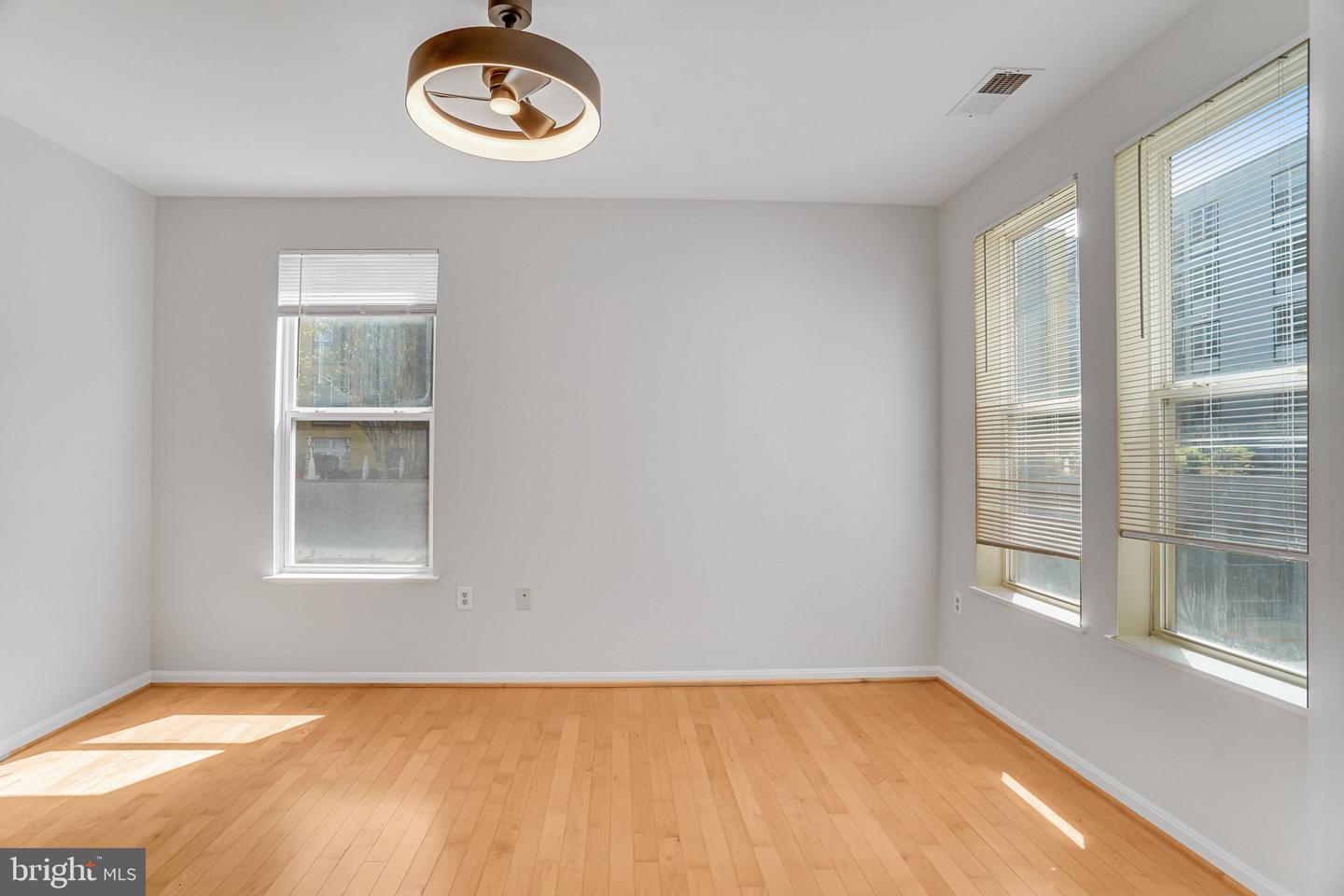2655 Prosperity Ave #201 Property Photo 18
