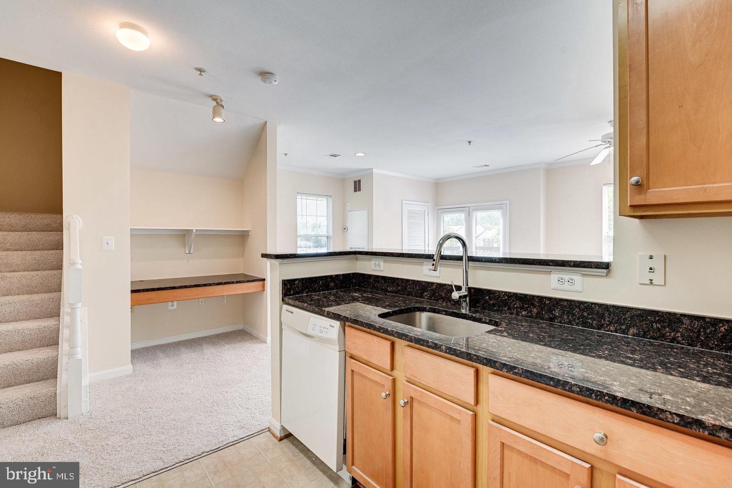 5115 Travis Edward Way #g Property Photo 5