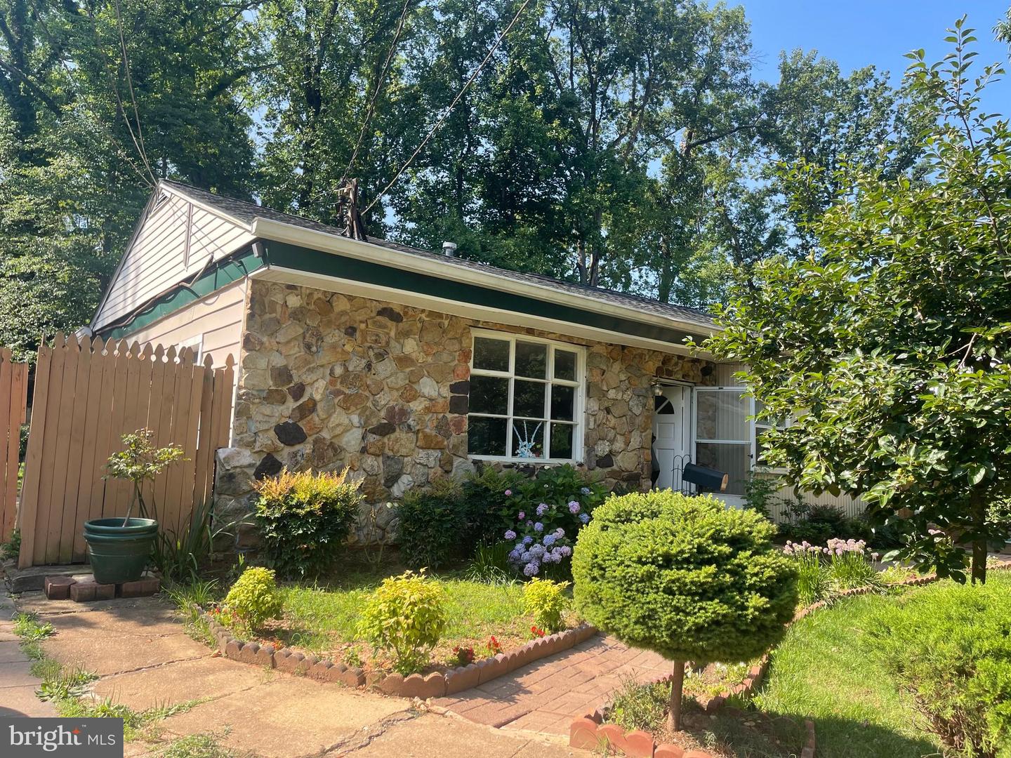 7225 Pine Dr Property Photo 16