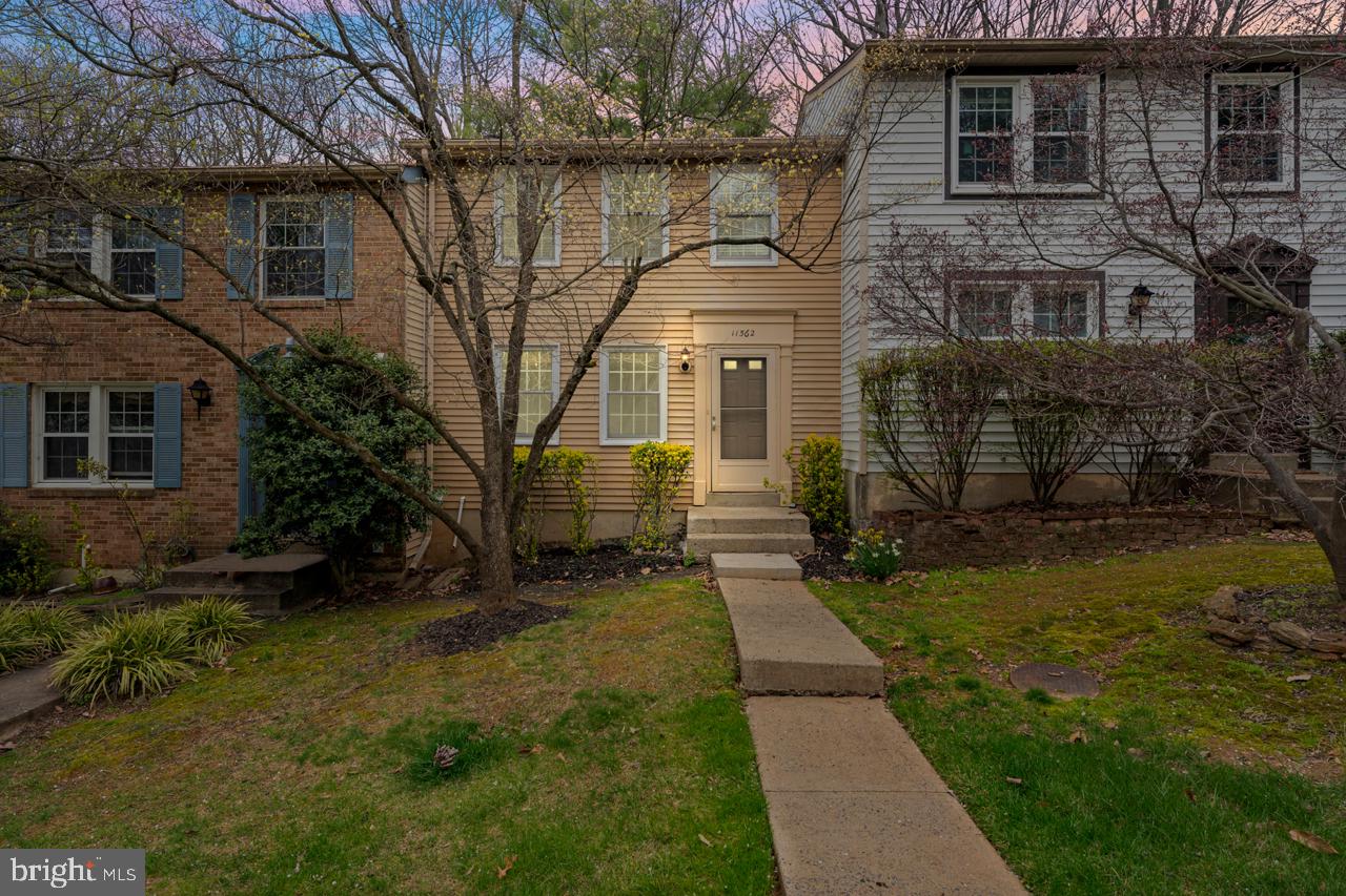 11562 IVY BUSH CT Property Photo 1