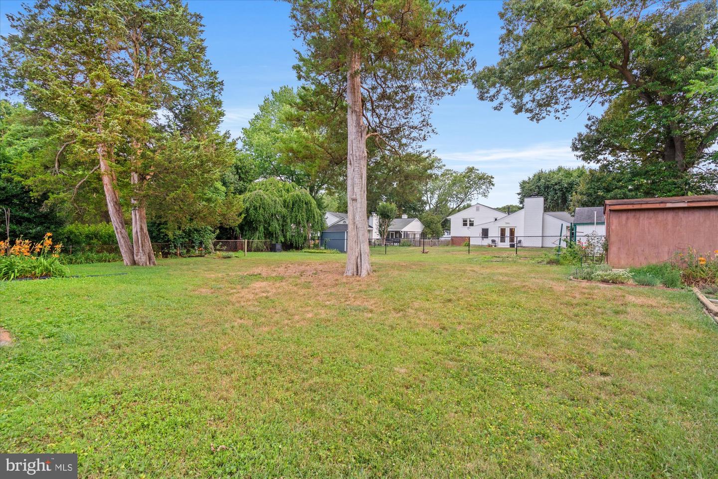 8316 Ashwood Dr Property Photo 3