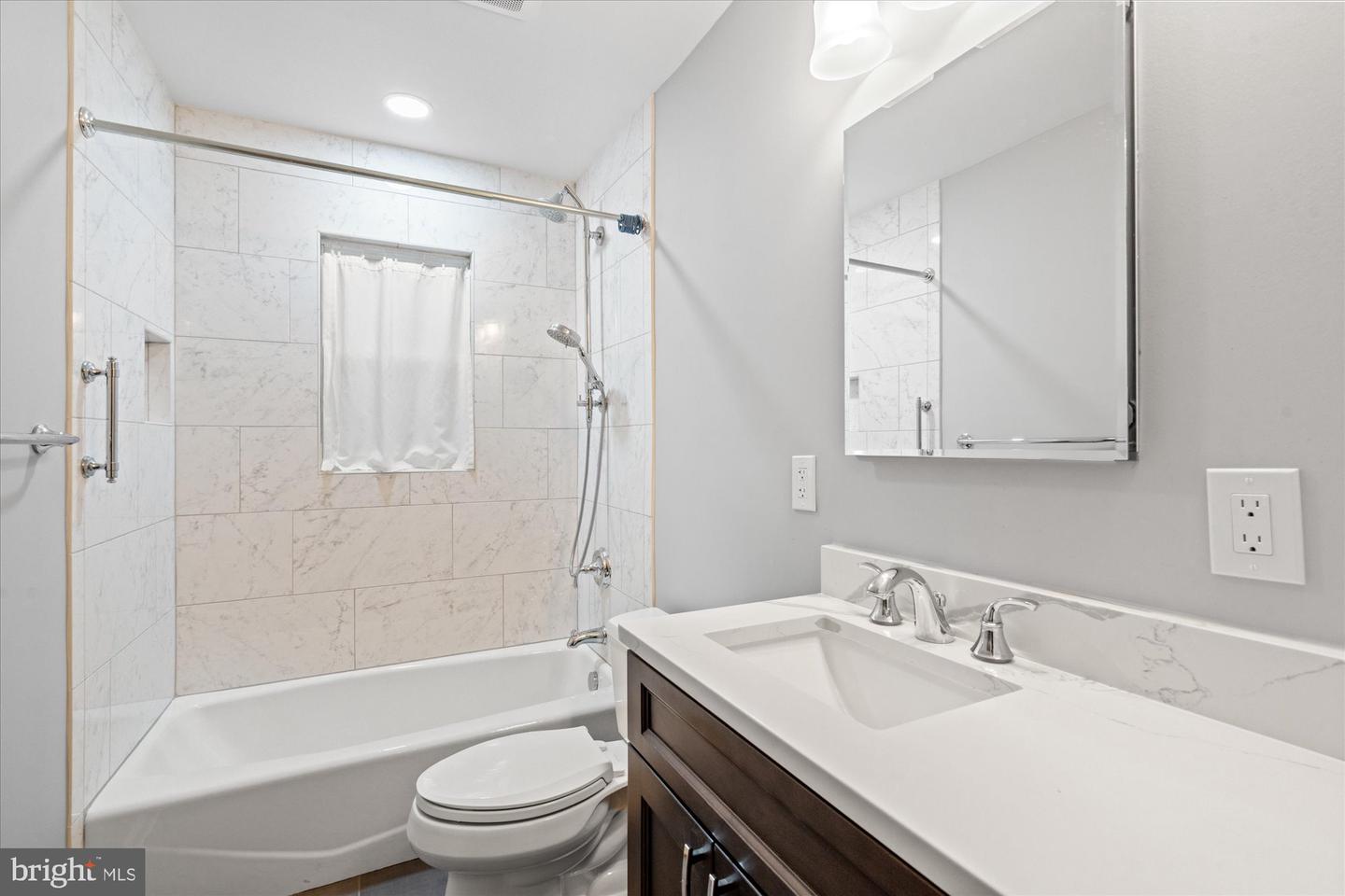8316 Ashwood Dr Property Photo 16