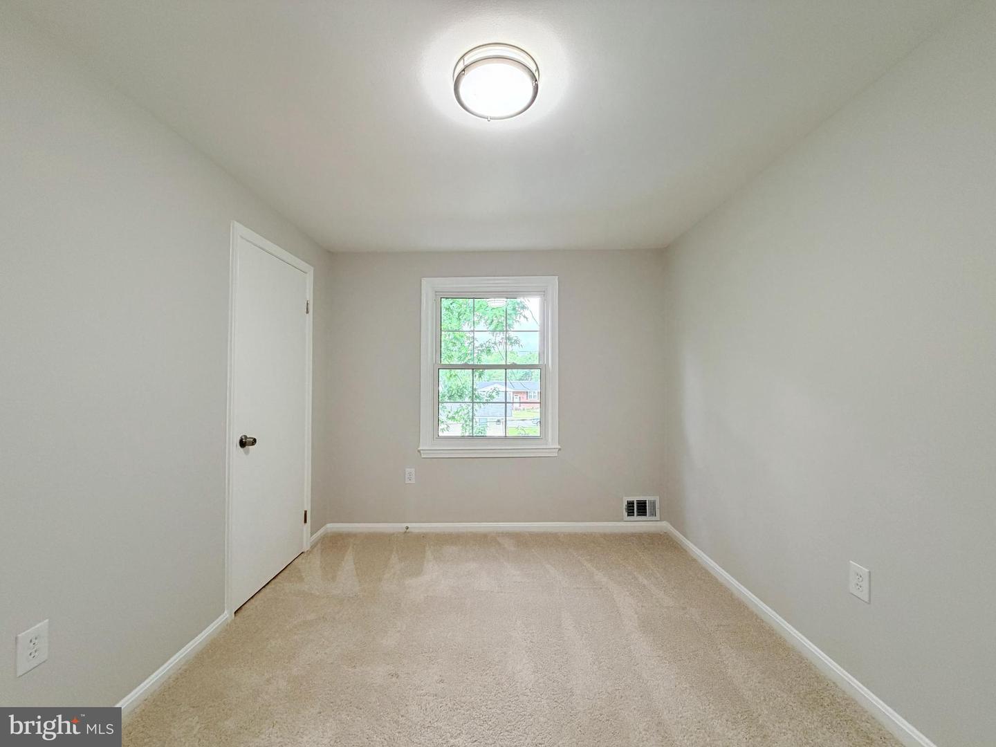 4526 Arendale Sq Property Photo 17