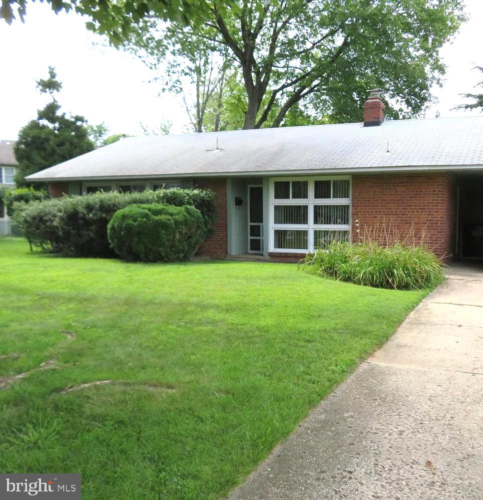 7314 Foxe Pl Property Photo 1