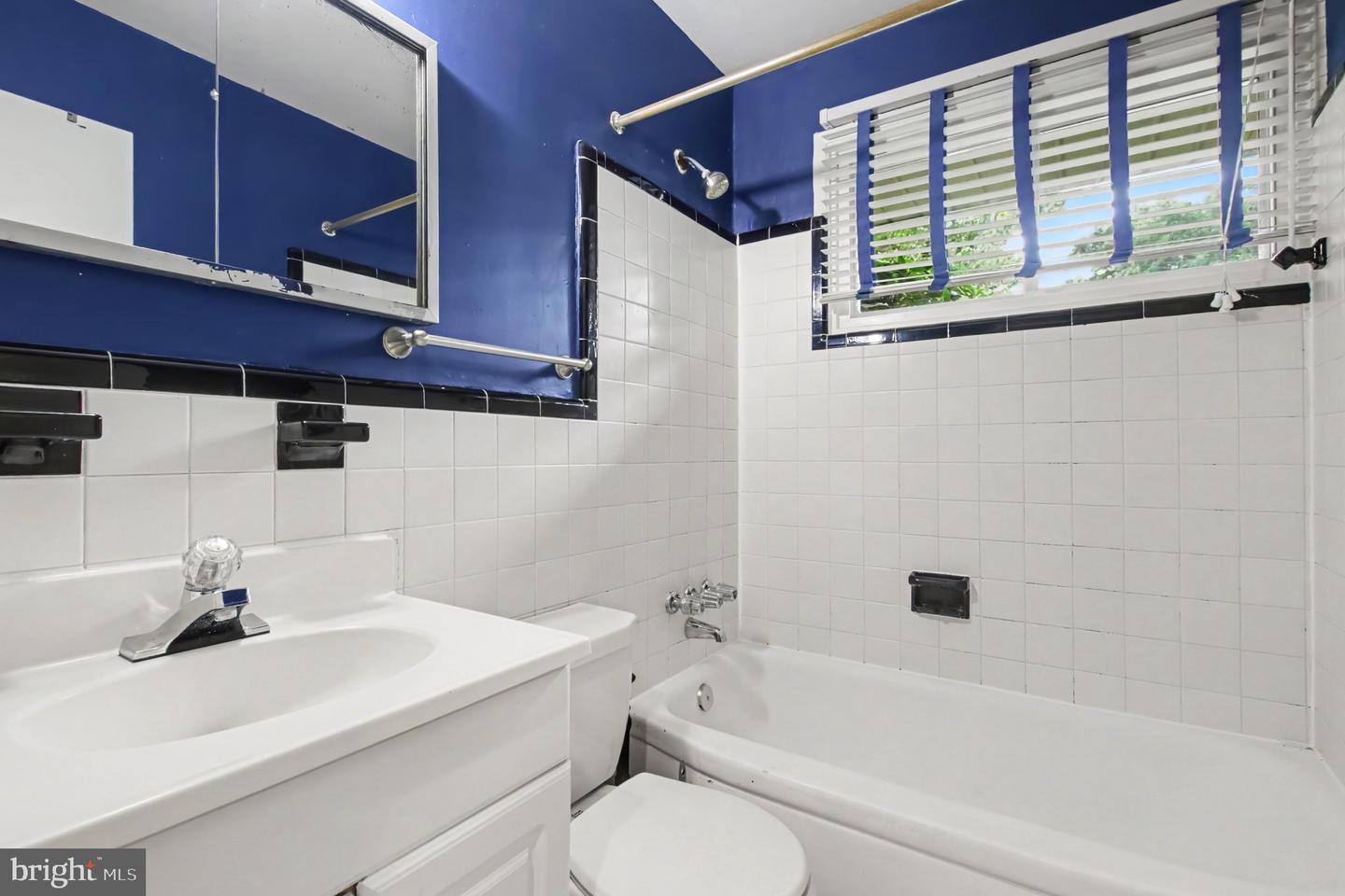 7314 Foxe Pl Property Photo 15