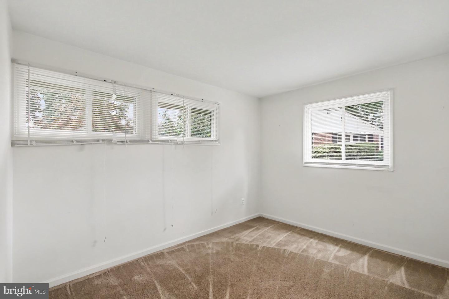7314 Foxe Pl Property Photo 32