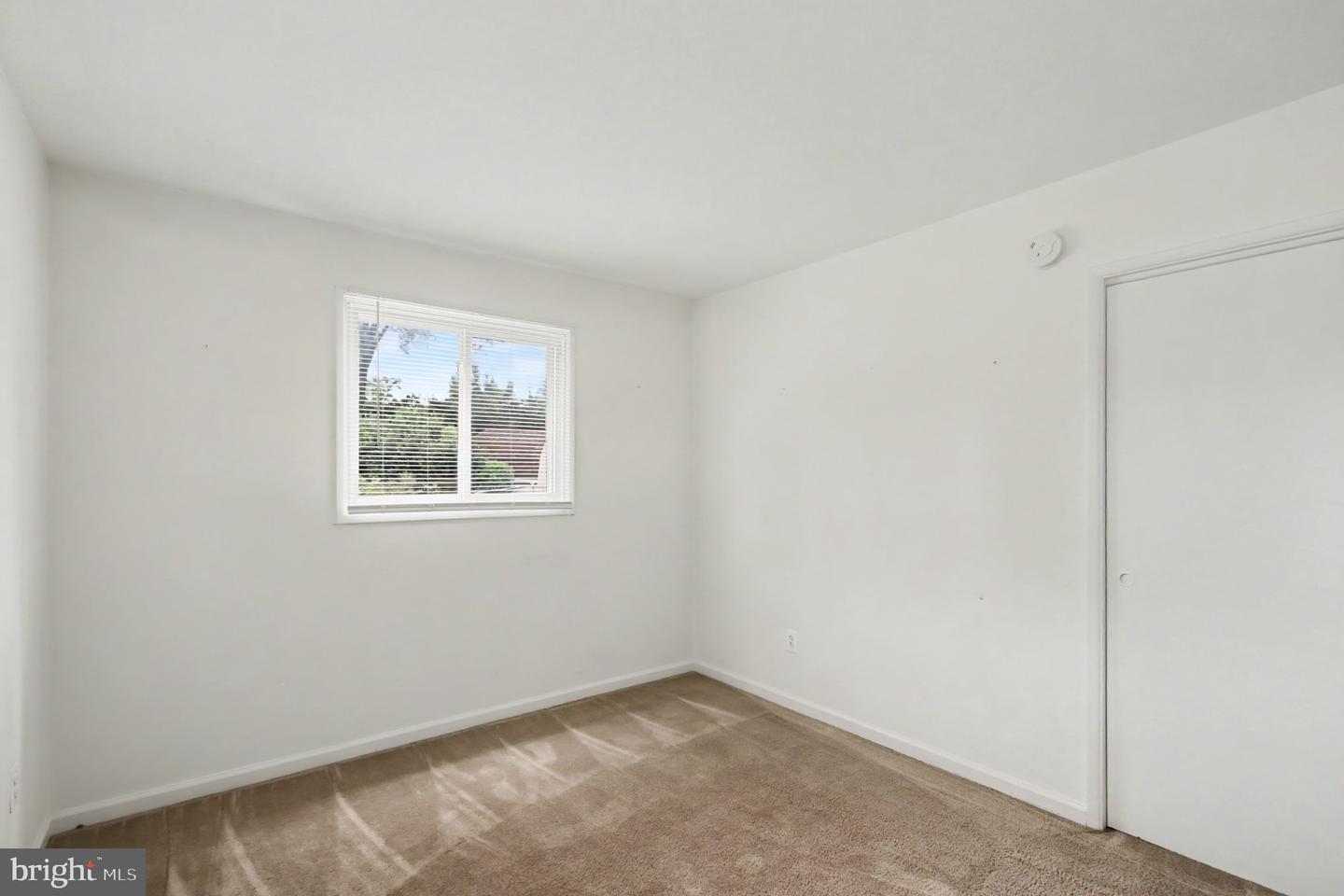 7314 Foxe Pl Property Photo 33