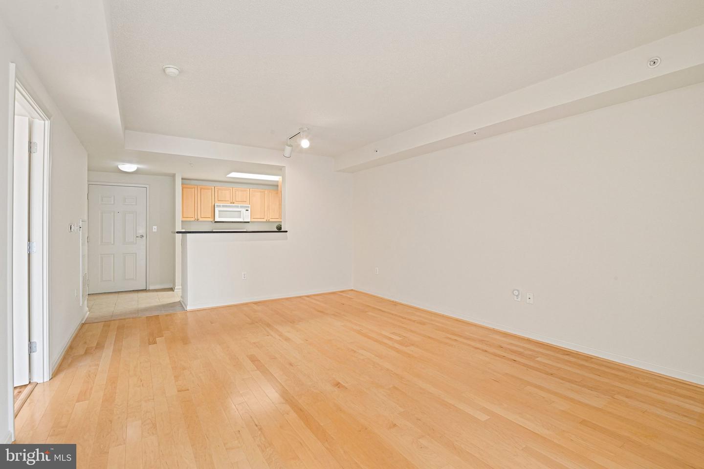 2726 Gallows Rd #417 Property Photo 16