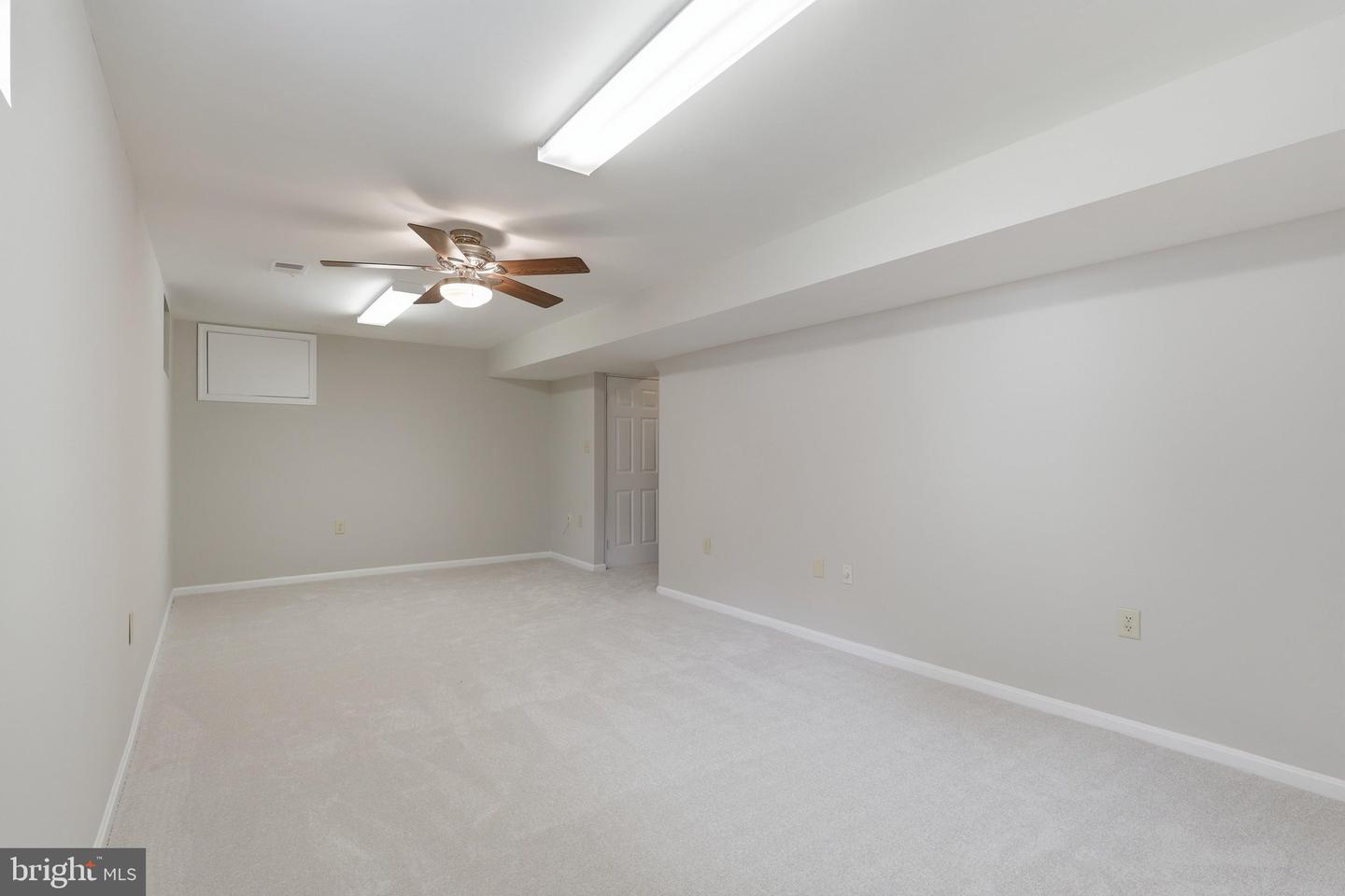 8646 Ivy Mint Ct Property Photo 32