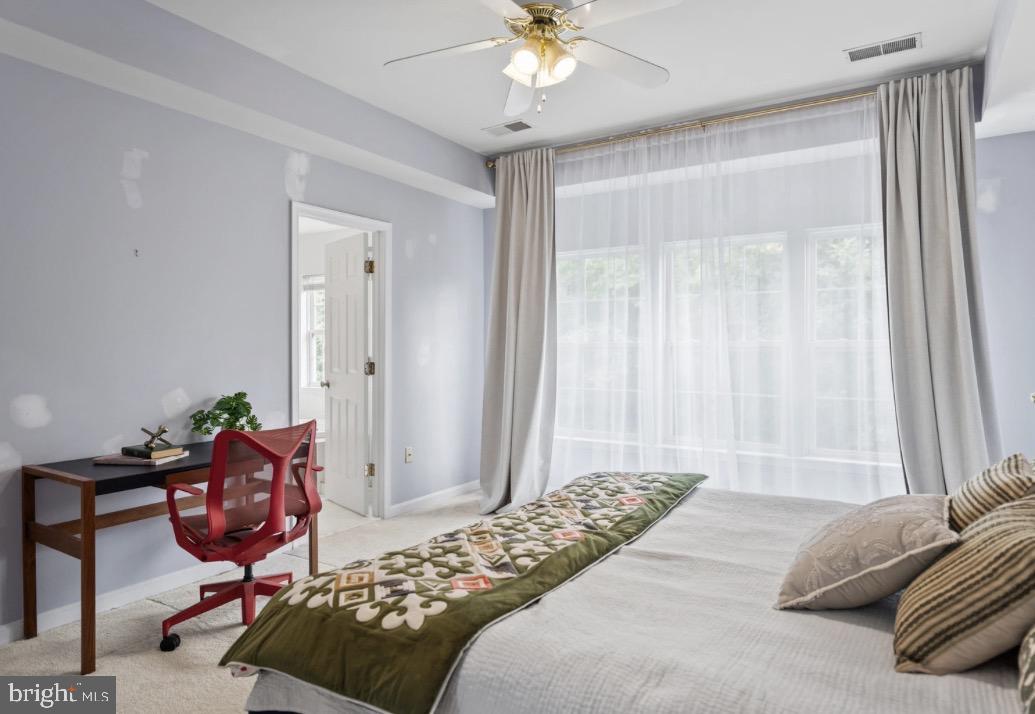 8570 Wyngate Manor Ct Property Photo 18