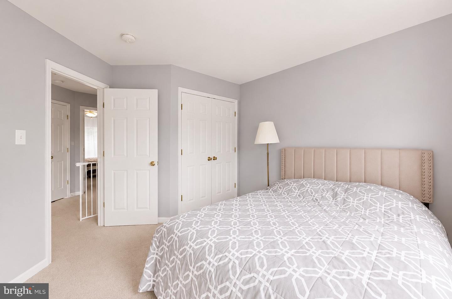 8570 Wyngate Manor Ct Property Photo 22