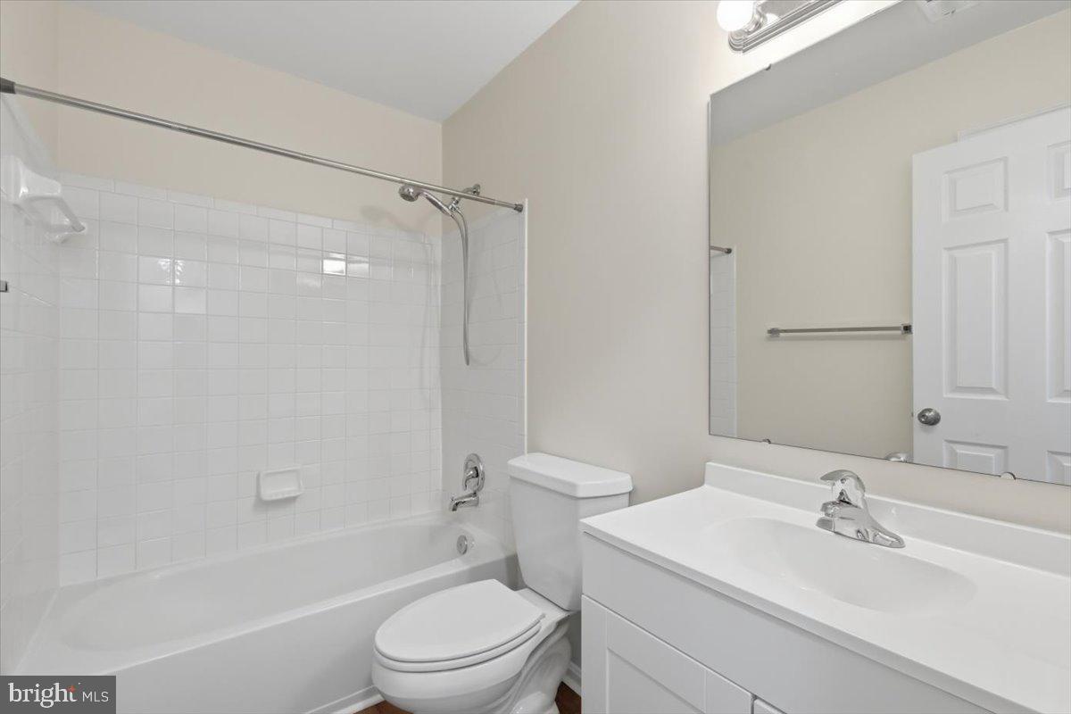 5610 Belleau Woods Ln Property Photo 31