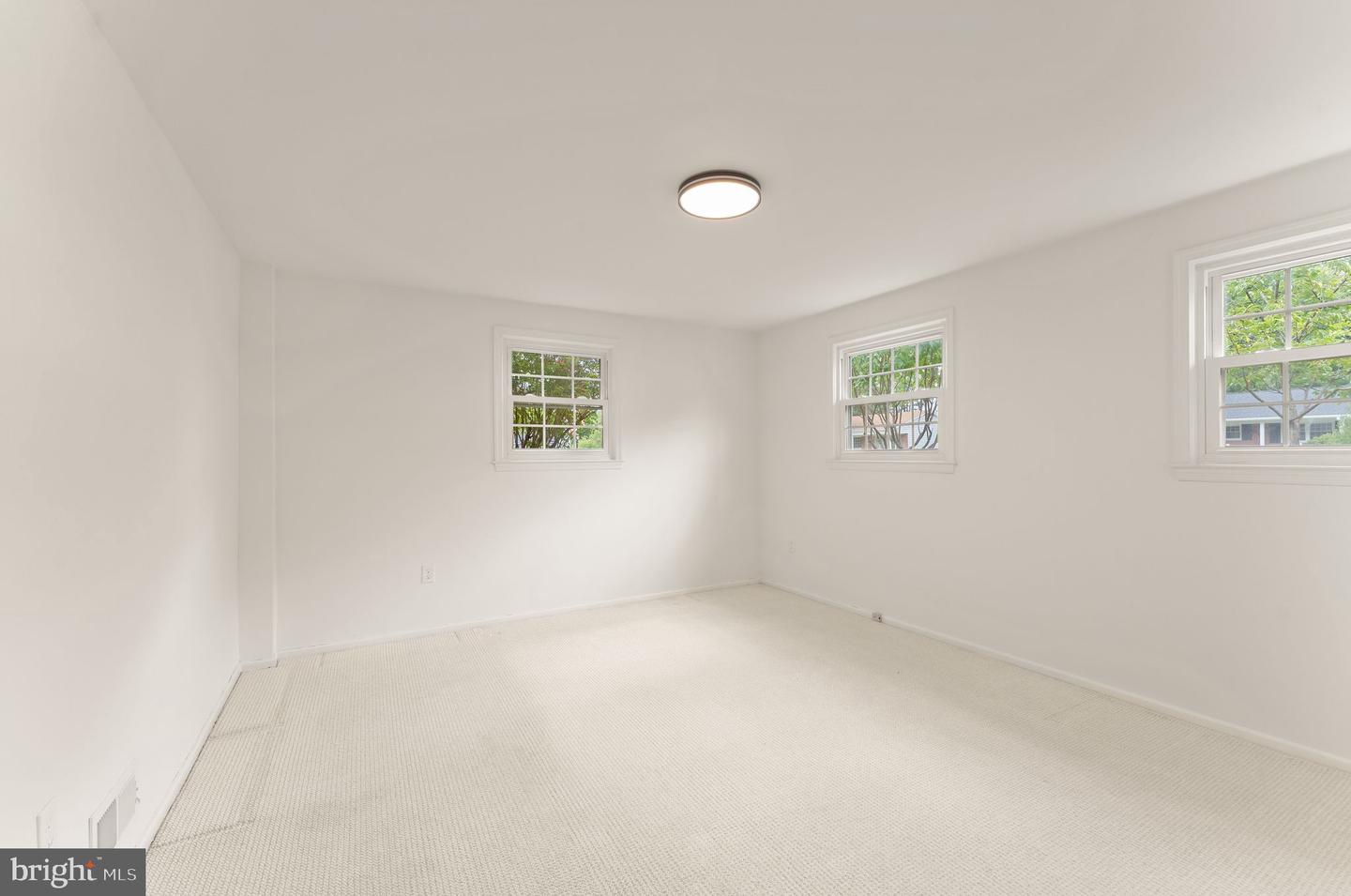 5012 Portsmouth Rd Property Photo 46